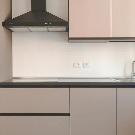 Апартаменти Hurban Anastasio 12 Park Трієст