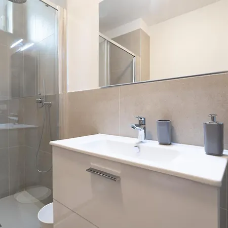 Hurban Anastasio 12 Park * Trieste