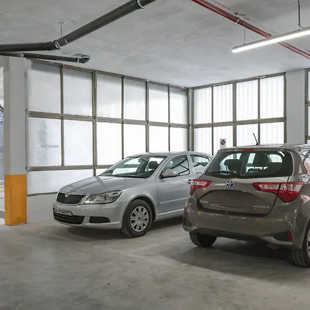 Апартаменты Hurban Anastasio 12 Park