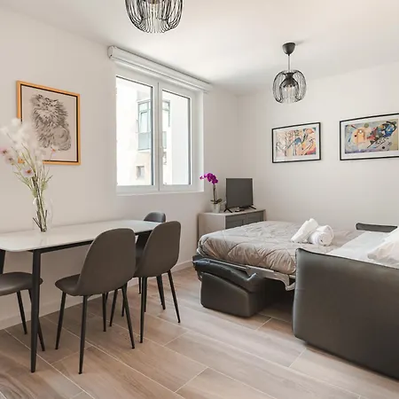 Hurban Anastasio 12 Park Апартаменты *