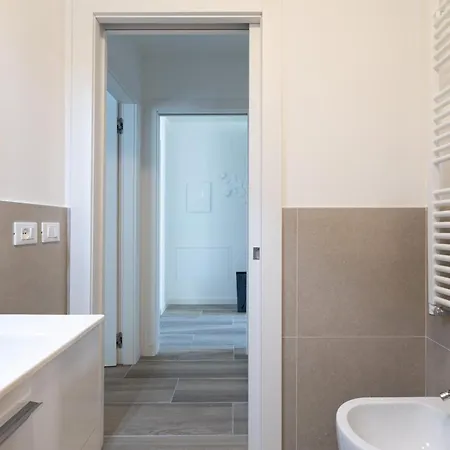 Hurban Anastasio 12 Park