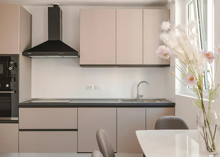 Hurban Anastasio 12 Park