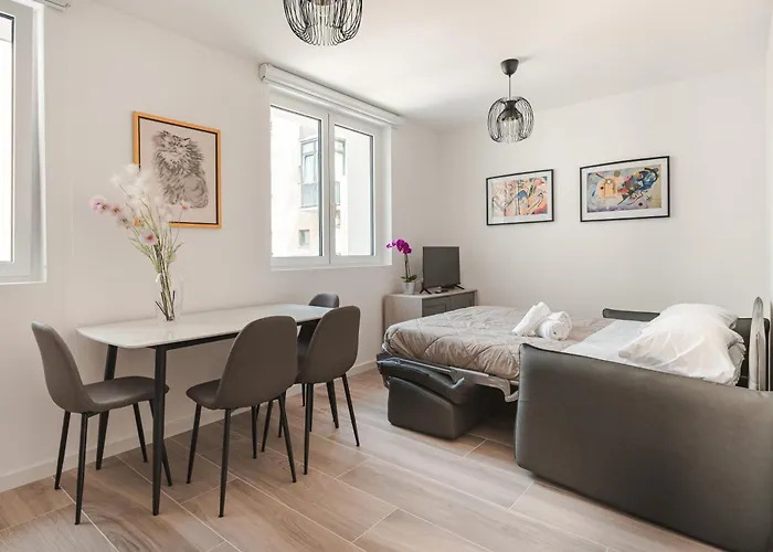 Hurban Anastasio 12 Park Daire *